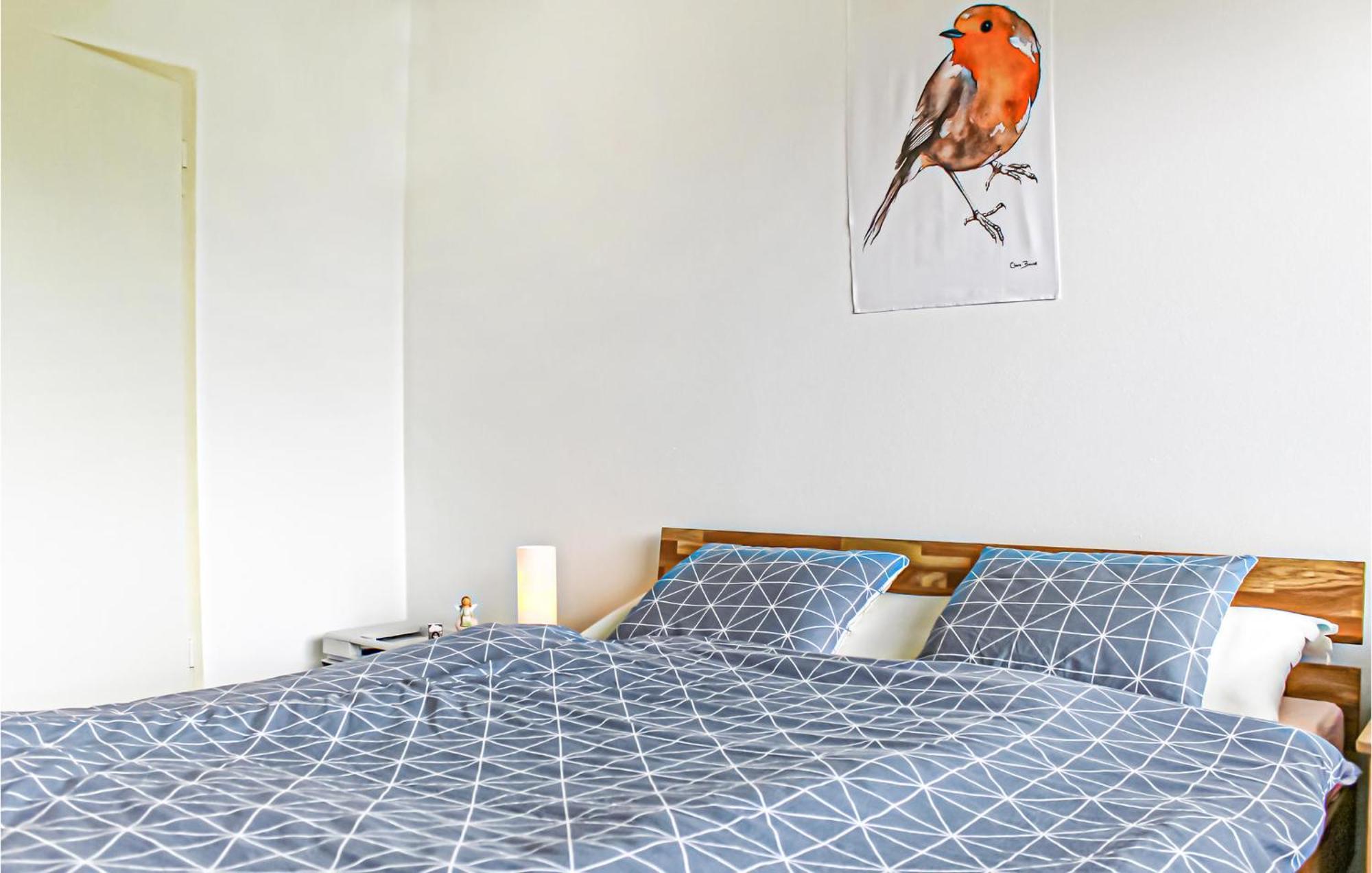 1 Bedroom Stunning Apartment In Детмольд Екстер'єр фото